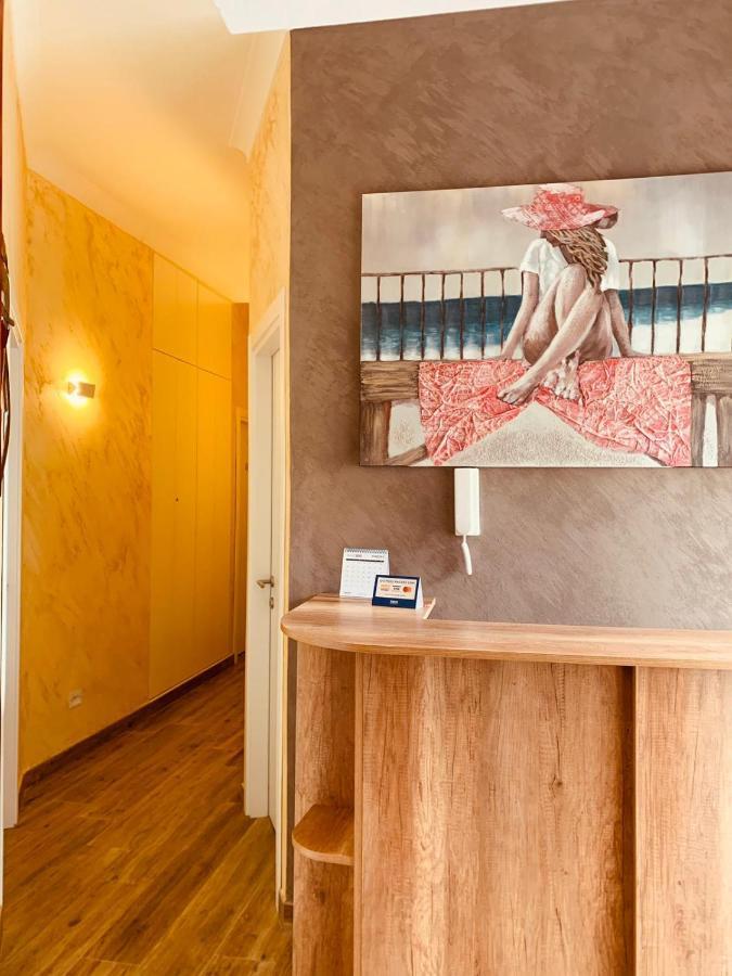 Maison Lilly Наполи Екстериор снимка